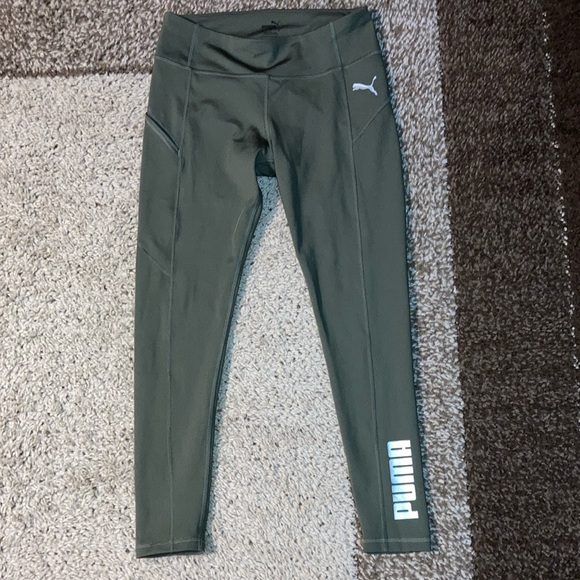 Puma Green Capris for Effortless Style - Picture 1 of 11
